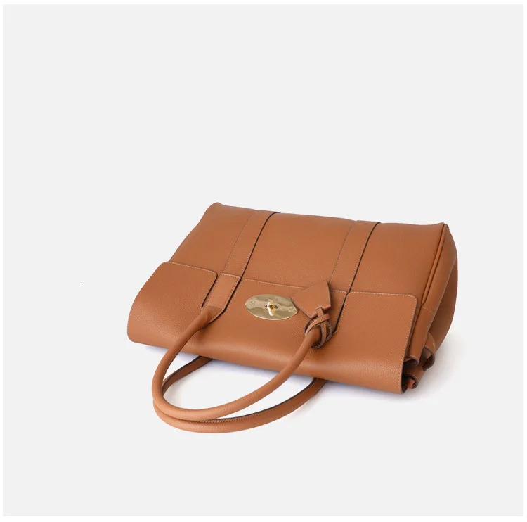 Spring Genuine Leather Women Briefcase Female Versatile Shoulder Crossbody Bags Handbags Ladies Large Commute Totes Brown BagVoyage