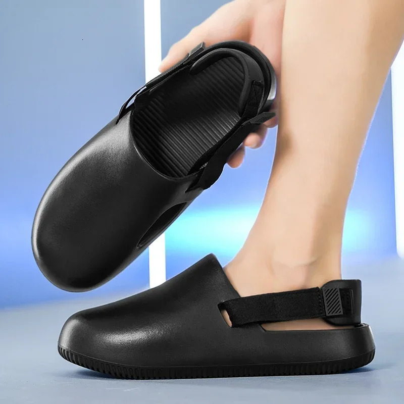 Fashion Mens Sandals Waterproof Oil Proofing Chef Shoes Nurse Doctor Casual Comfort Beach Slippers Nonslip Garden 241118