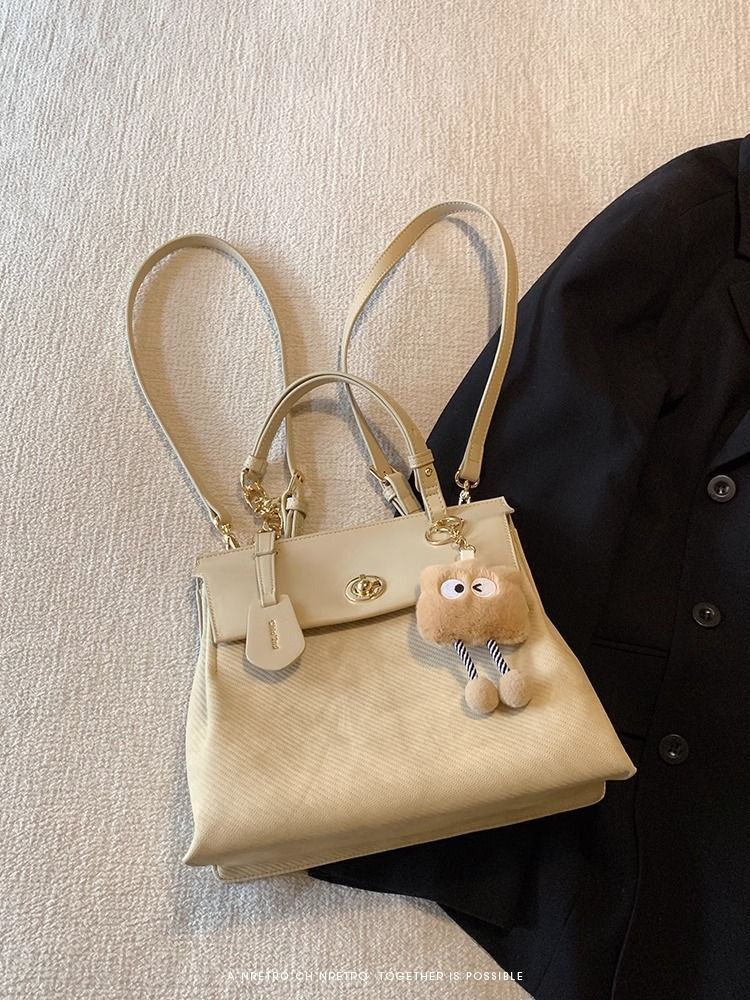 Roaming Holiday for leisure Women s new large capacity handheld shoulder casual backpack designer handbag trend shoulder bag