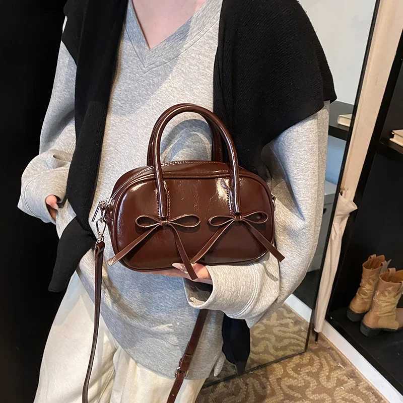LEFTSIDE Bow Design Box PU Leather Shoe Bag Womens Handbag and Wallet Wen 2024 Y2K Korean Fi Top Handle Cross body Bag Y250318