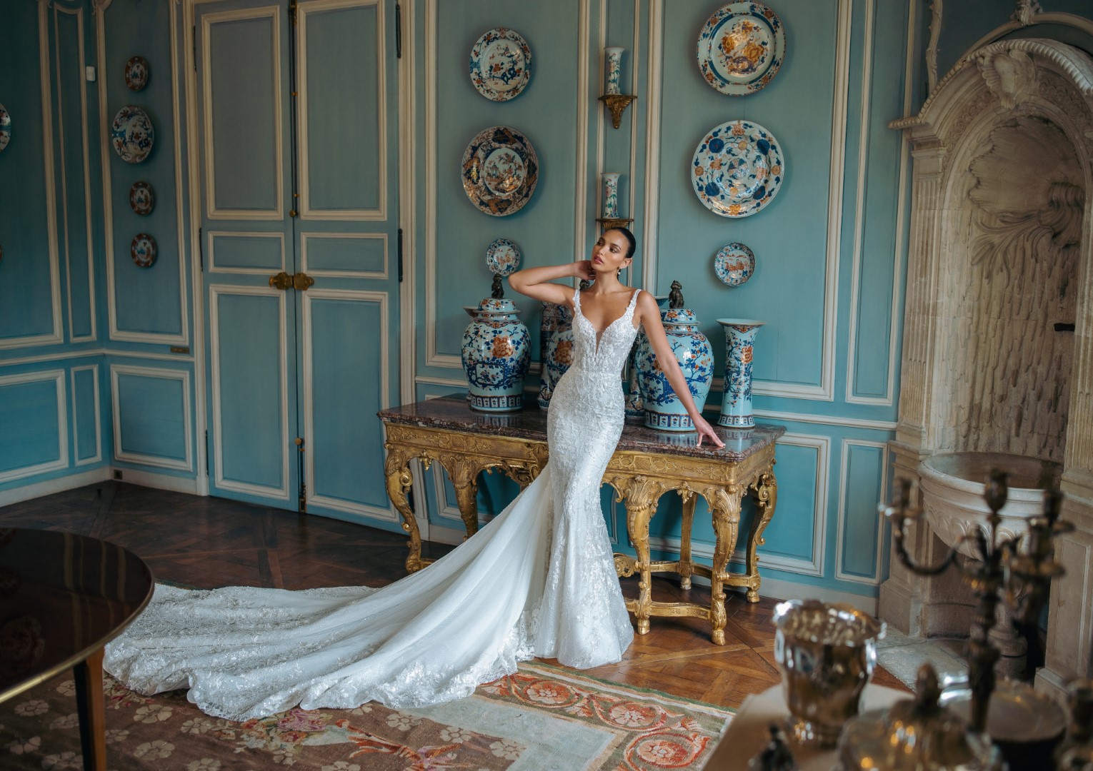 Romantic Beading Pearls Embroidery Lace V-Neck Mermaid Wedding Dress With spaghetti straps Sleeveless Trumpet Bridal Gowns 2024