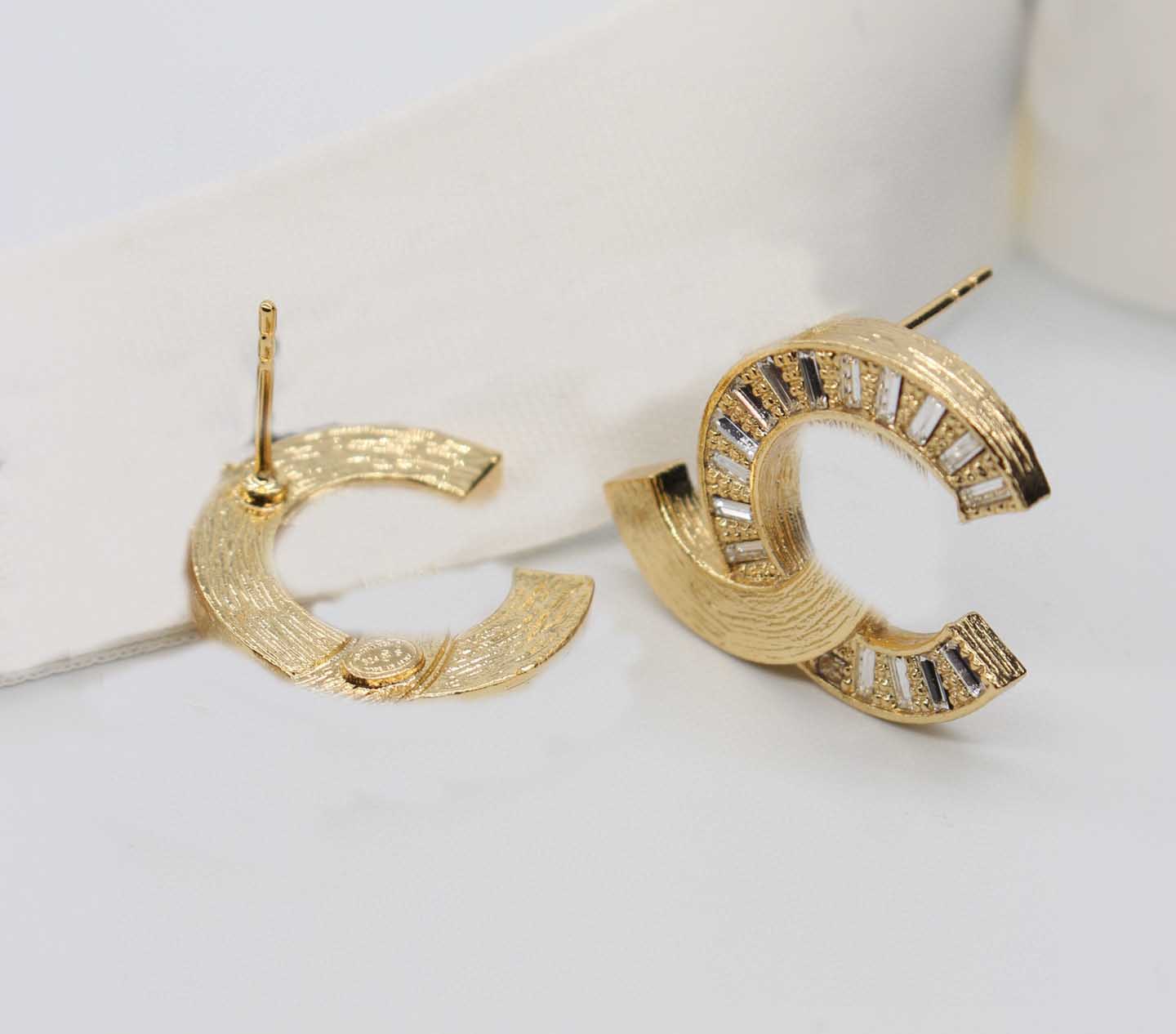 Luxury quality charm simple designer jewelry crystal diamond in 18k gold plated have stamp PS3462B