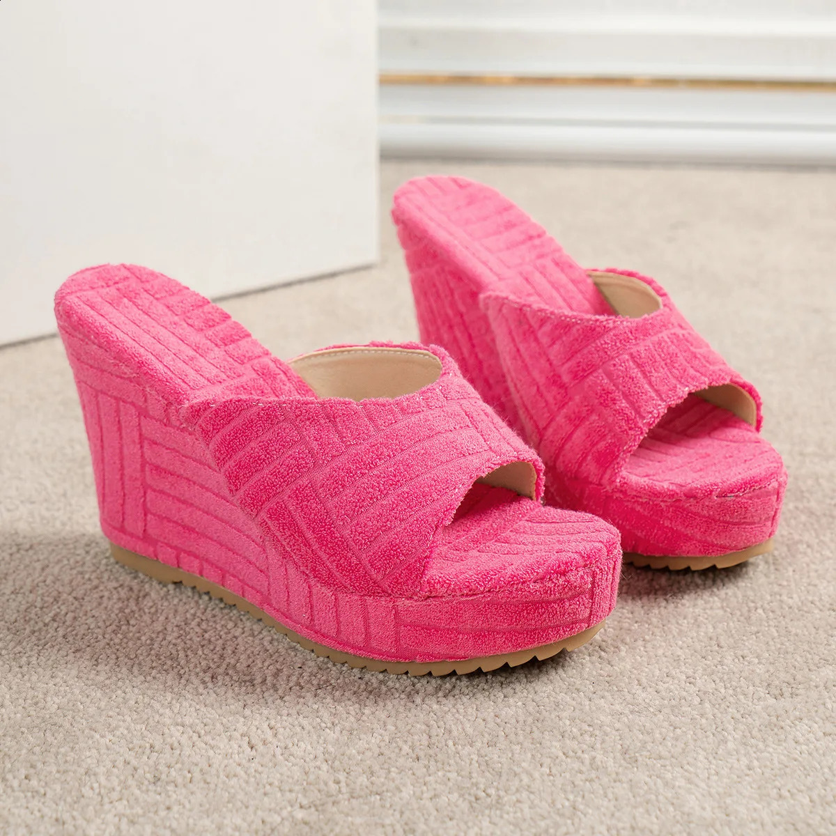 2024 Women SpringSummer High Heel Waterproof Table Towel Plush Solid Color Fish Mouth Sandals Outdoor Fashion Slippers 241118