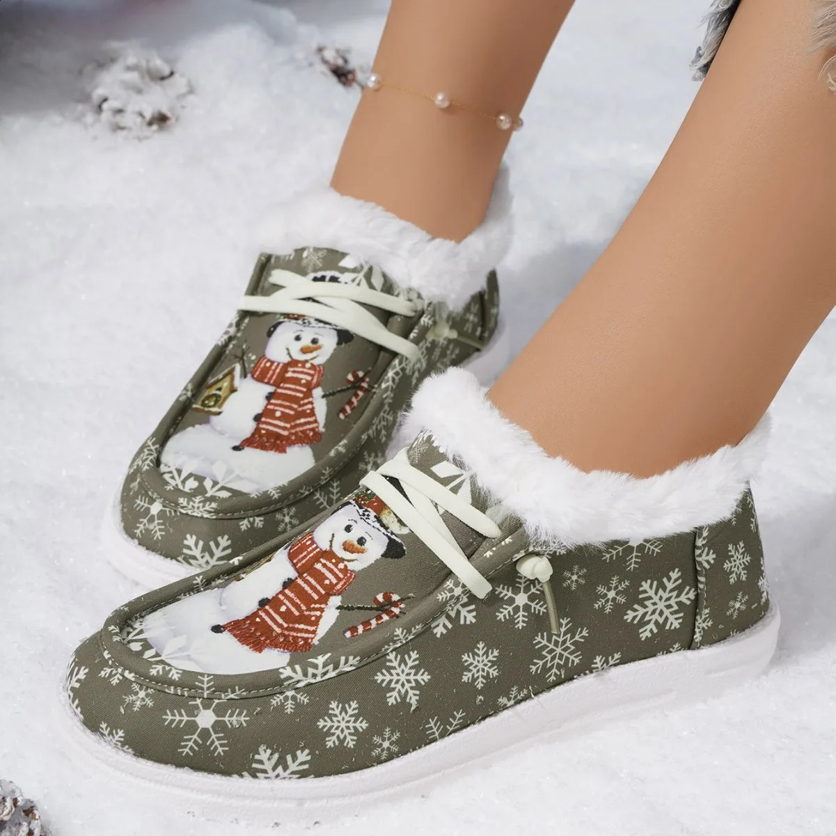 Winter Warm Snow Boots for Women Christmas Present Short Plush Winter Boots Woman Fashion Lace Up Shoes for Women Boots 241118
