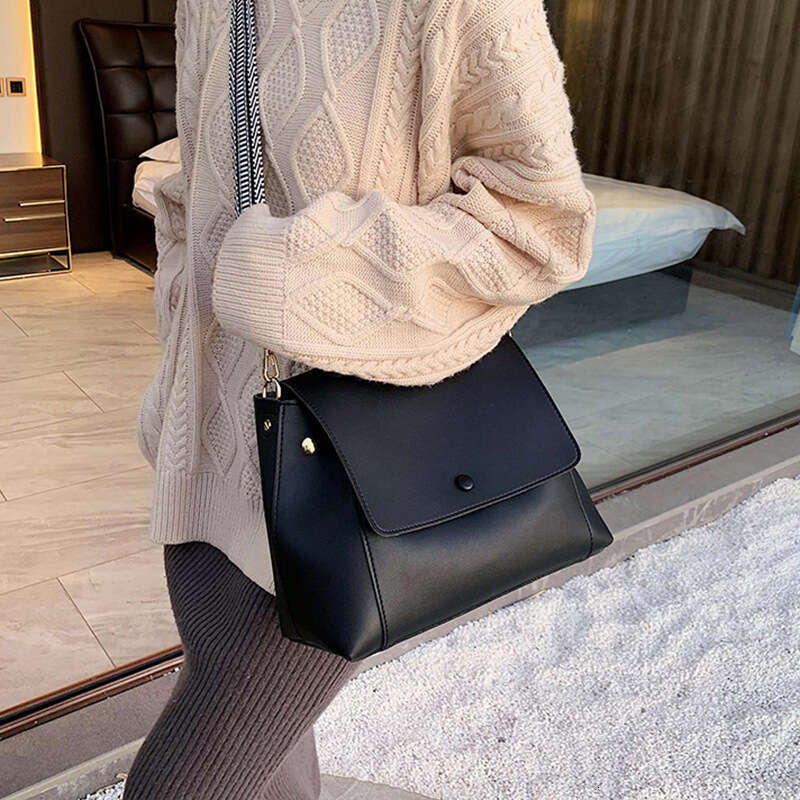Fashion PU Leather women handbag High capacity 2025 winter Solid Color female Shoulder Crossbody Bag Travel Lady totes blue