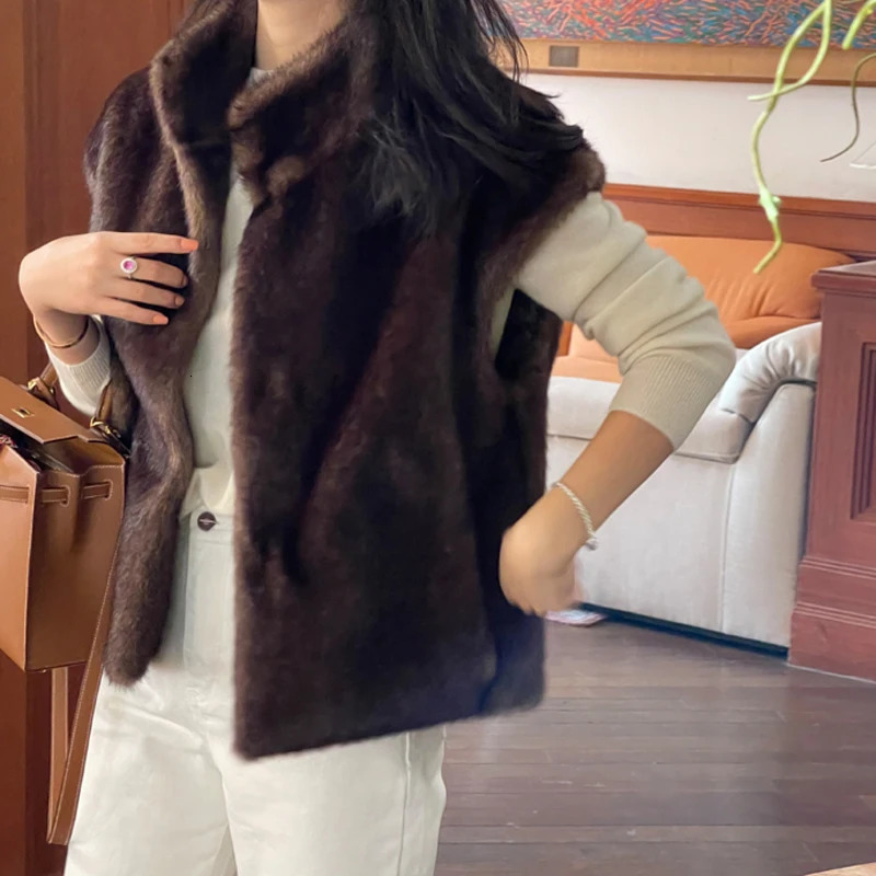 EWQ Korean Fashion Women Sleeveless Mink Fur Vest All-match Keep Warm Women Winter Waistcoats 2024 Autumn 16O2868 241118
