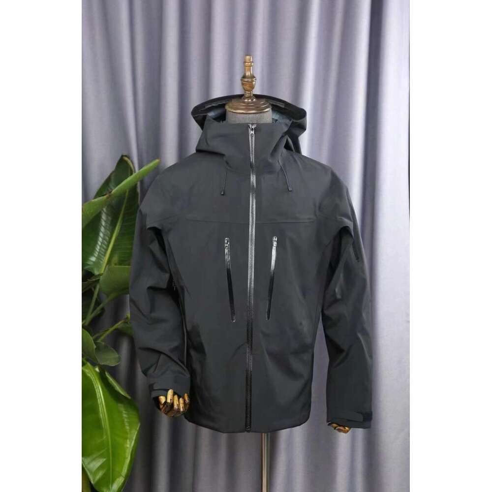New Embroidery Alpha SV 6Th Outdoor Waterproof Windbreaker Hiking Jackets Three Layer Mens Womens Camping Coat