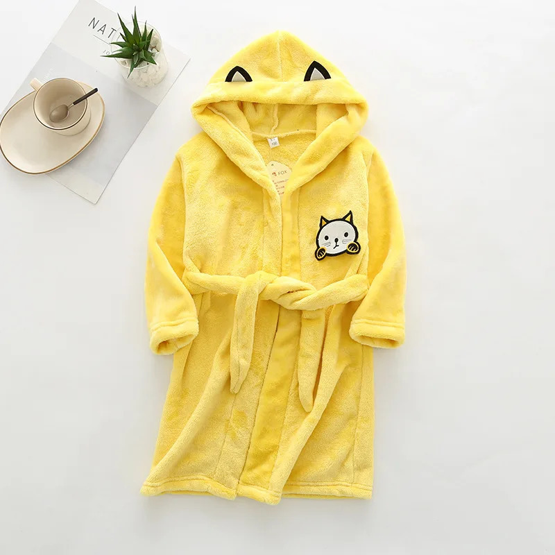 Autumn Winter Childrens Hooded Bathroom Baby Bath Towels Boy and Girl Cartoon Rabbit Panda Flannel Sleepwear Long Sleeve Towel Robe 241118