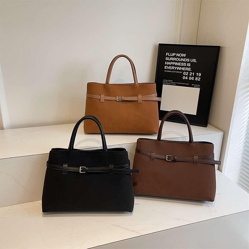 Autumn Winter Capacity Ladies Commuter Handbag 2025 Designer Vintage Matte Totes Bag For Women Large Square Shoulder Bags