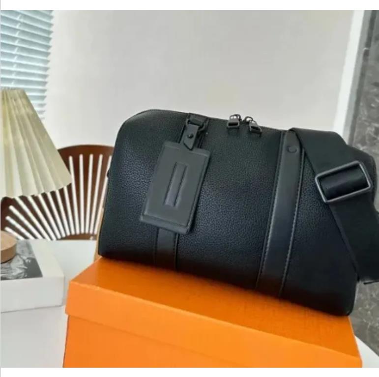 2025--10A New Designer bags men women city keepall Shoulder bag mini handbag green Travel tote pocket Everyday