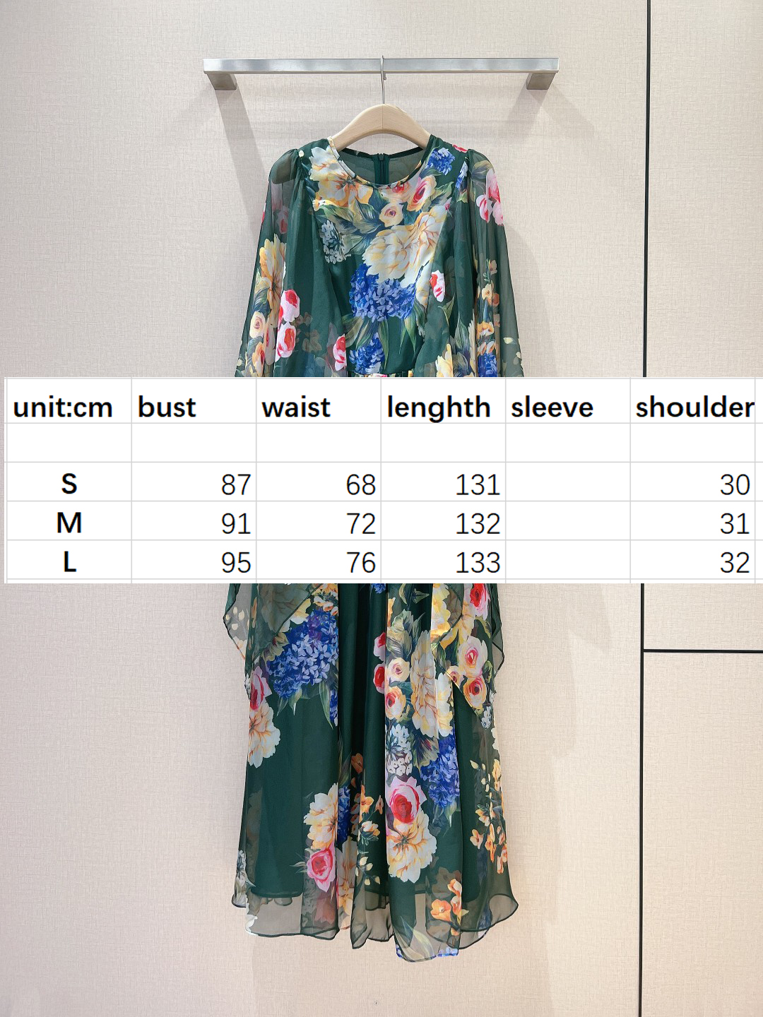 Green Floral Print Long Sleeve Maxi Dress for Women - Flowy & Comfortable C260312