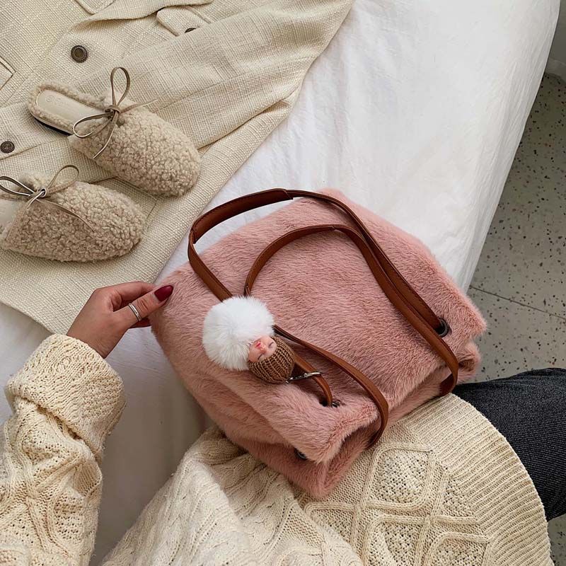 New autumn trend and winter women s single shoulder Korean version multifunctional crossbody bag leisure large capacity fashionable multi hair handbag