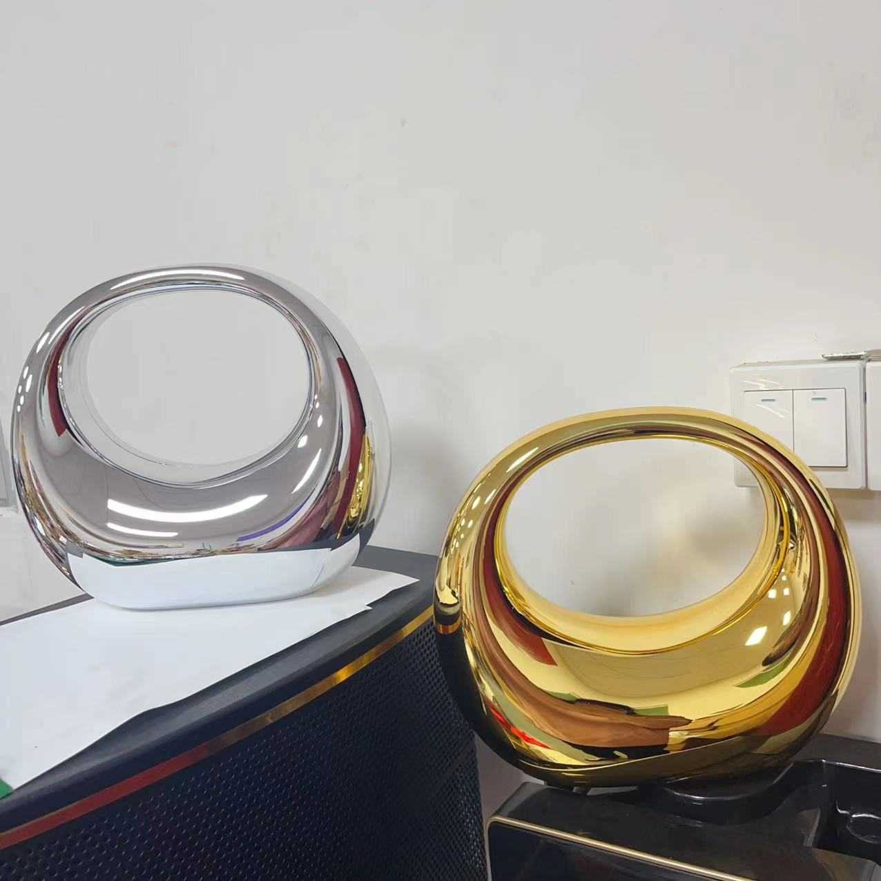 Spring/Summer New Product High end Bent Moon Bag Gold and Silver Ornament Home Decoration Handbag Acrylic Bag