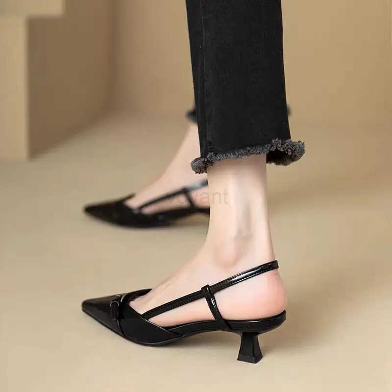 New Sandals Wens Summer Platform Slippers Wen Cfy Lightweight Wedges Sandals Wan Thick Bott Non Slip Beach Shoes Z250326