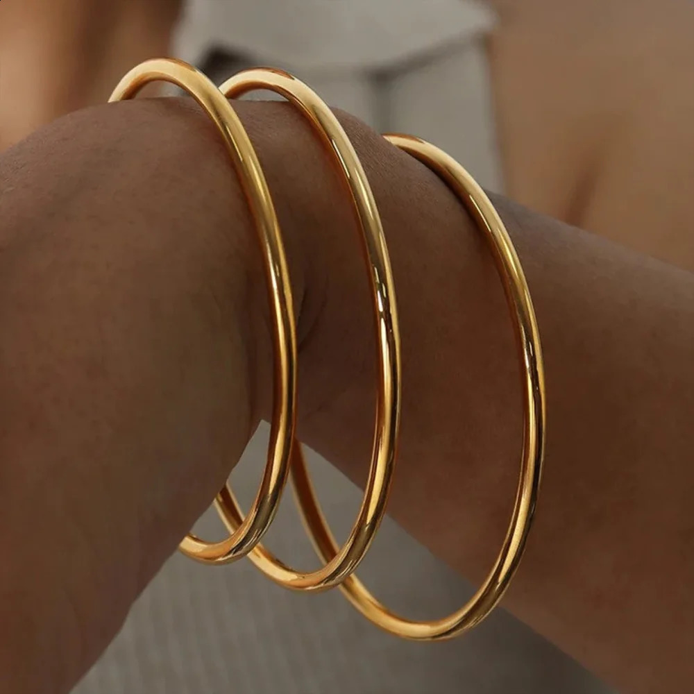 Fashionable stainless steel bracelet suitable for womens round minimalist elegance gold bracelet accessories jewelry 241120