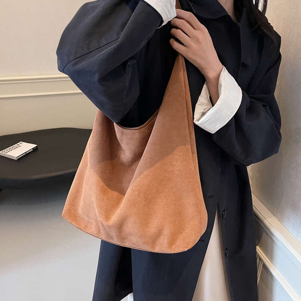 Vintage Women's Large Capacity Faux Suede Shoulder Solid Color Casual Commuter Autumn Winter Classical Tote Bag 2024