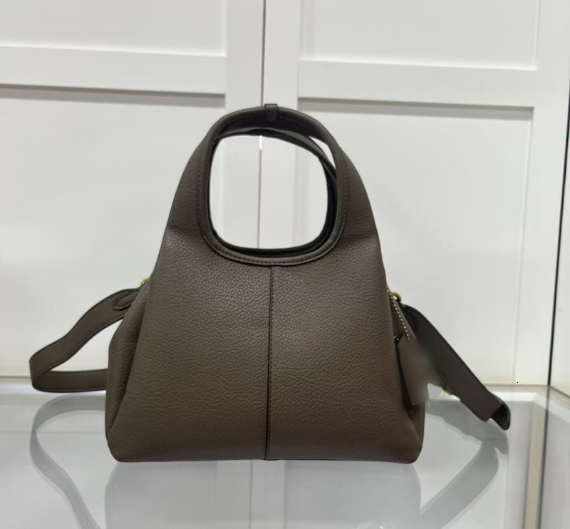 Lana 23 Designer To… - image