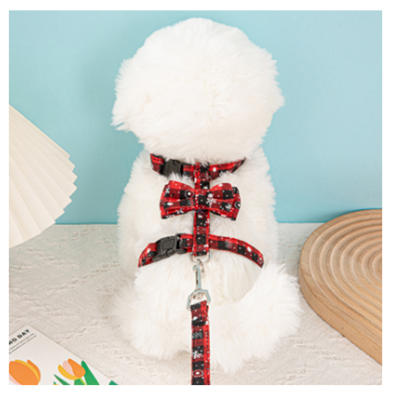 PET2024 New Christmas Element pet leash I-beam dog leash chest and back pet cat chain factory sale