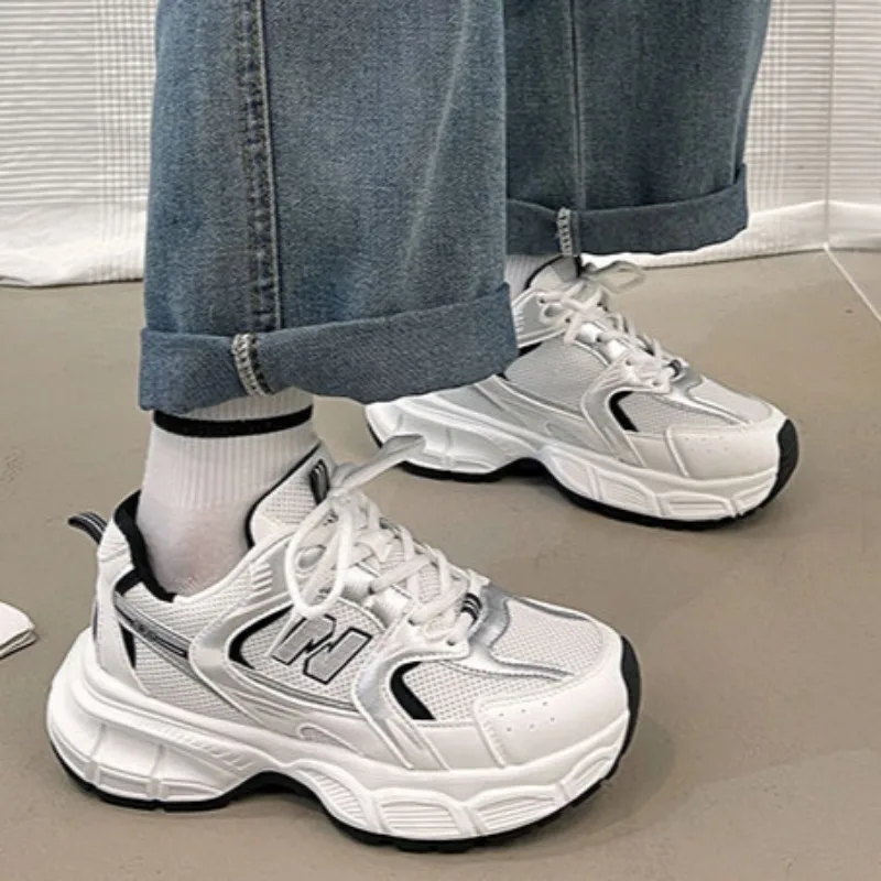 Spring and Autumn Ins Style Casual Lace-up Thick-soled Sports Shoes 2024new Letter Brand Design Breathable Mesh Skateboard Shoes