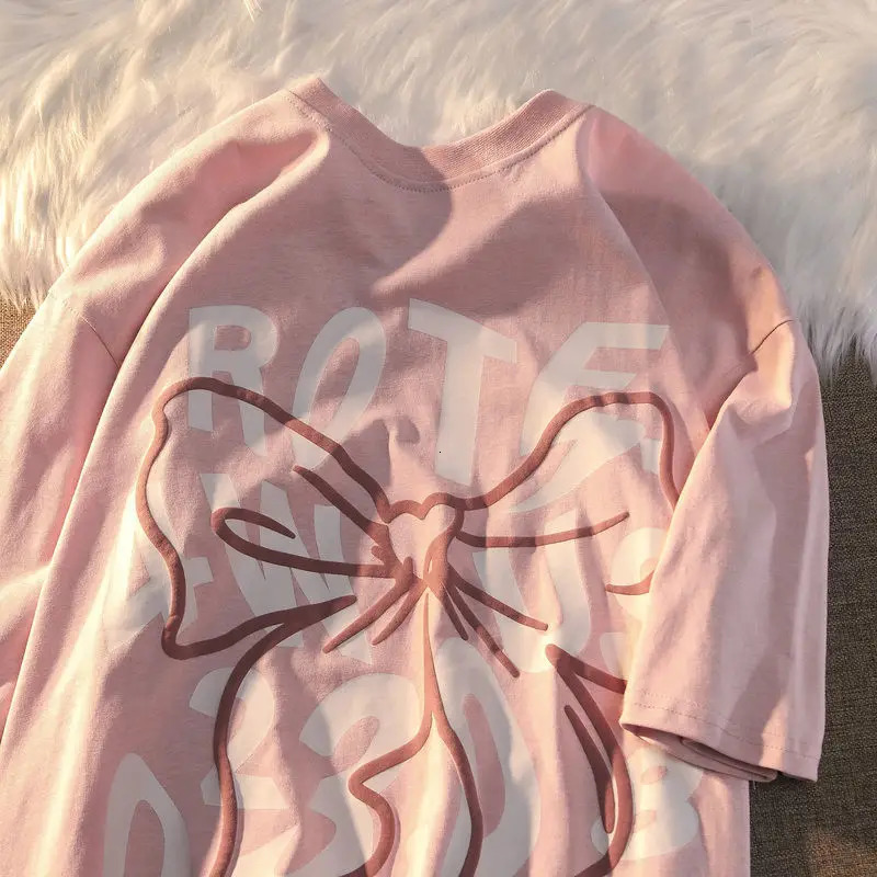 Butterfly Printed Woman Tshirts Cartoon Women Retro Oversized T-shirt Female Korean Harajuku Style Couple Loose Top 240419