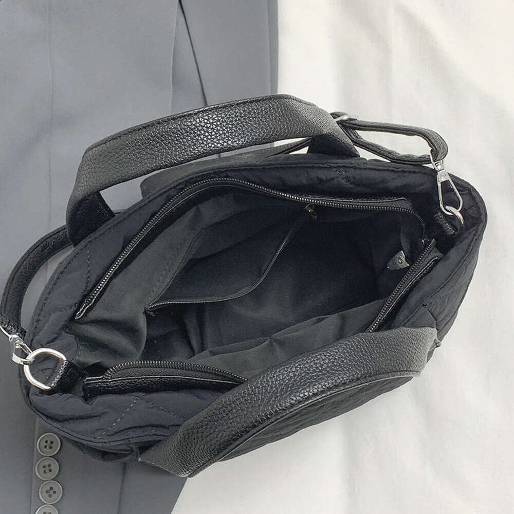 Women Quilted Casual Tote Handbag Adjustable Strap Padded Crossbody Purse with Side Pockets Trendy Messenger Chic Hobo Bag