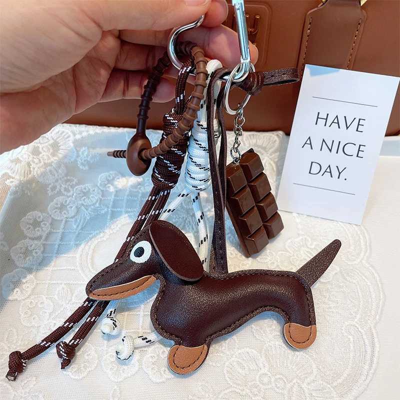 Keychains Lanyards Vintage Sausage Dog Car Wiener Keychain Bag Pendant Hanging Rope Chocolate Weaving Accessories Jewelry Chain Keyring H241119