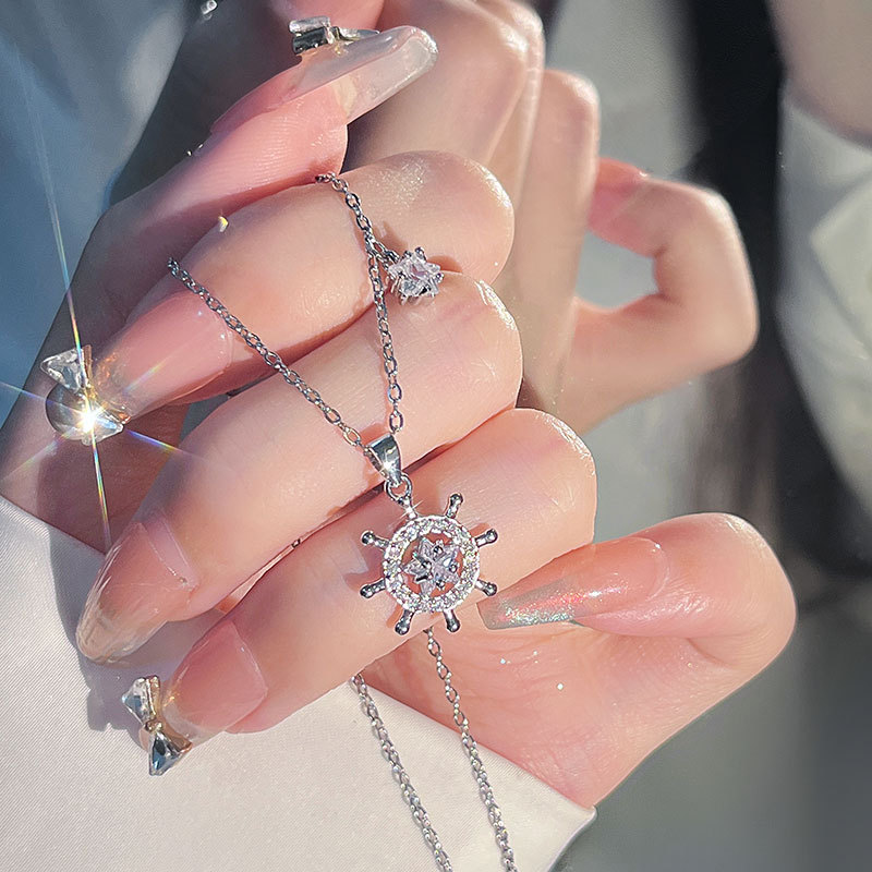 Retro Style Summer Anchor Pendant Necklace for Women - Uncommon Design Steel Collar Chain Accessory