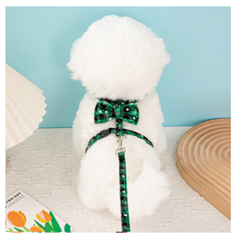 PET2024 New Christmas Element pet leash I-beam dog leash chest and back pet cat chain factory sale