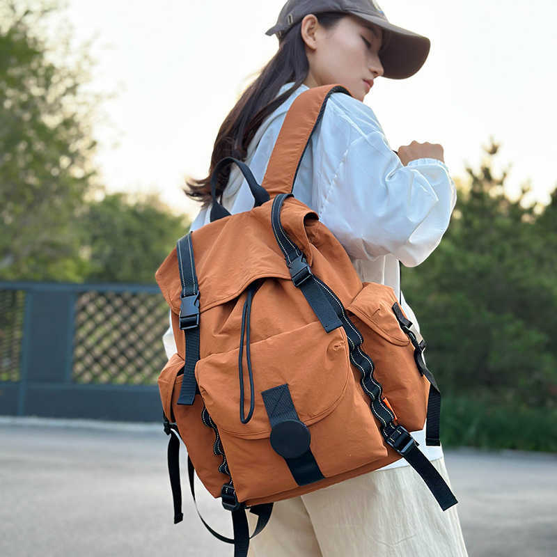 Backpack for women, Instagram, trendy and cool backpack for men, fashionable and trendy large capacity backpack for college students, solid color back
