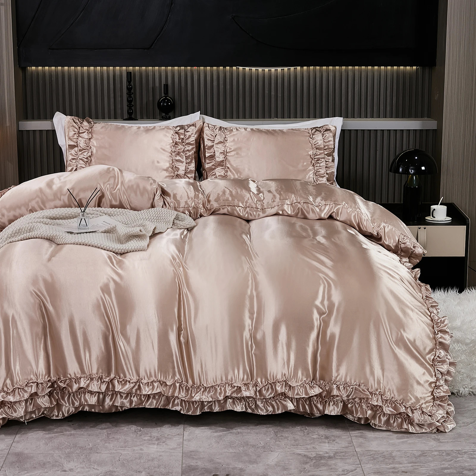3PCS Satin Duvet Cover Set Silk White Khaki And Pink Bedding Comforter Silky Ruffle Pattern Bed set Soft 241119