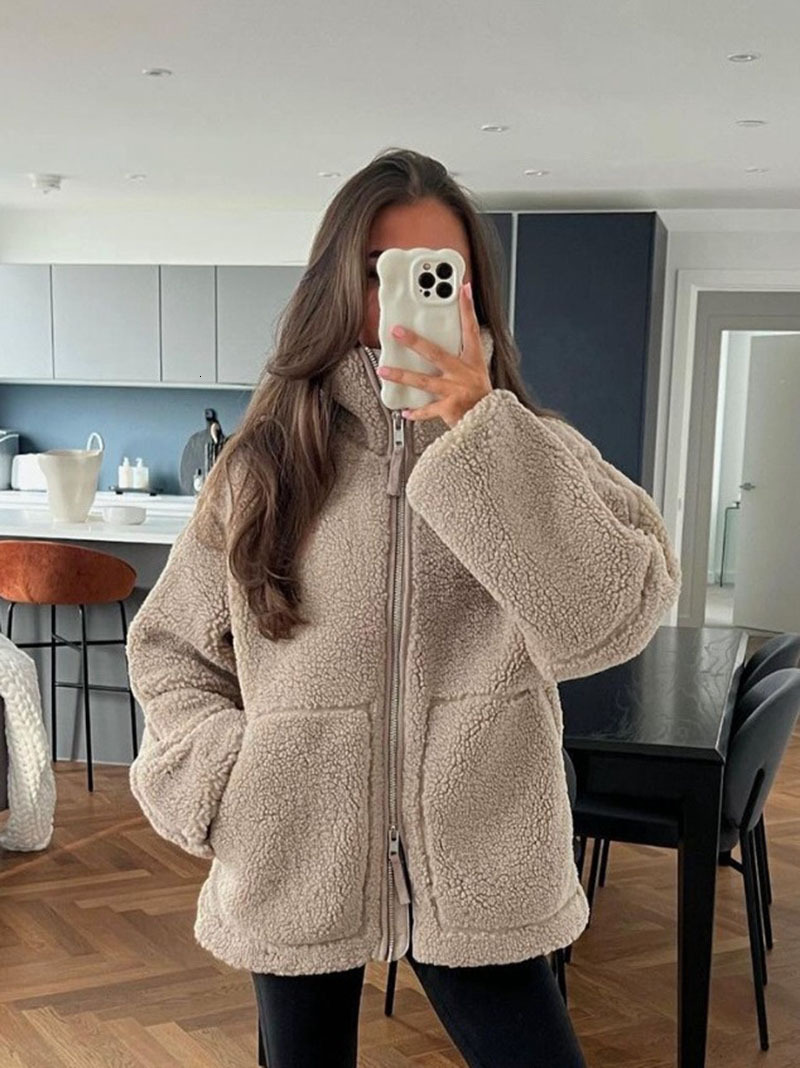 Winter Lamb Wool Jacket Women Fashion Stand Collar Zipper Pocket Long Sleeve Warm Veet Coat Streetwear Female Outerwears