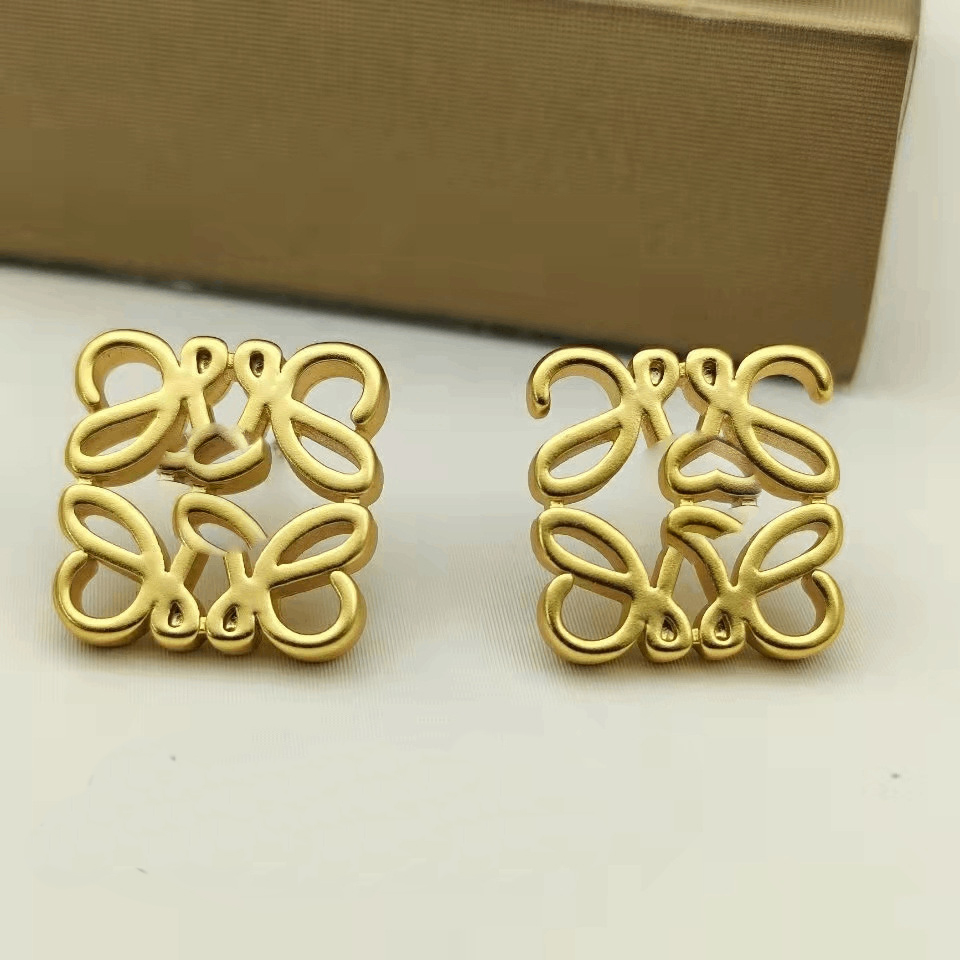 Créateurs de luxe Boucles d’oreilles puces pour femmes élégantes Plaqué or Lettre Géométrique Bijou Accessoire