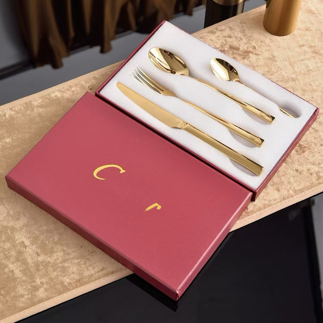 Dinnerware Sets 4Pcs Set Designer Kitchen Tableware Box Packing Stainless Steel Cutlery Knife Fork Spoon Flatware Gold Sierware Christmas Gift For Party 0202