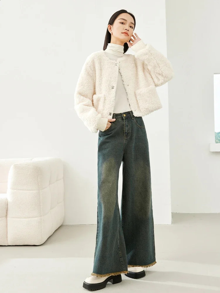 Cropped Faux Fur Winter Jacket For Women, Thick Warm Fluffy Apricot Overcoat