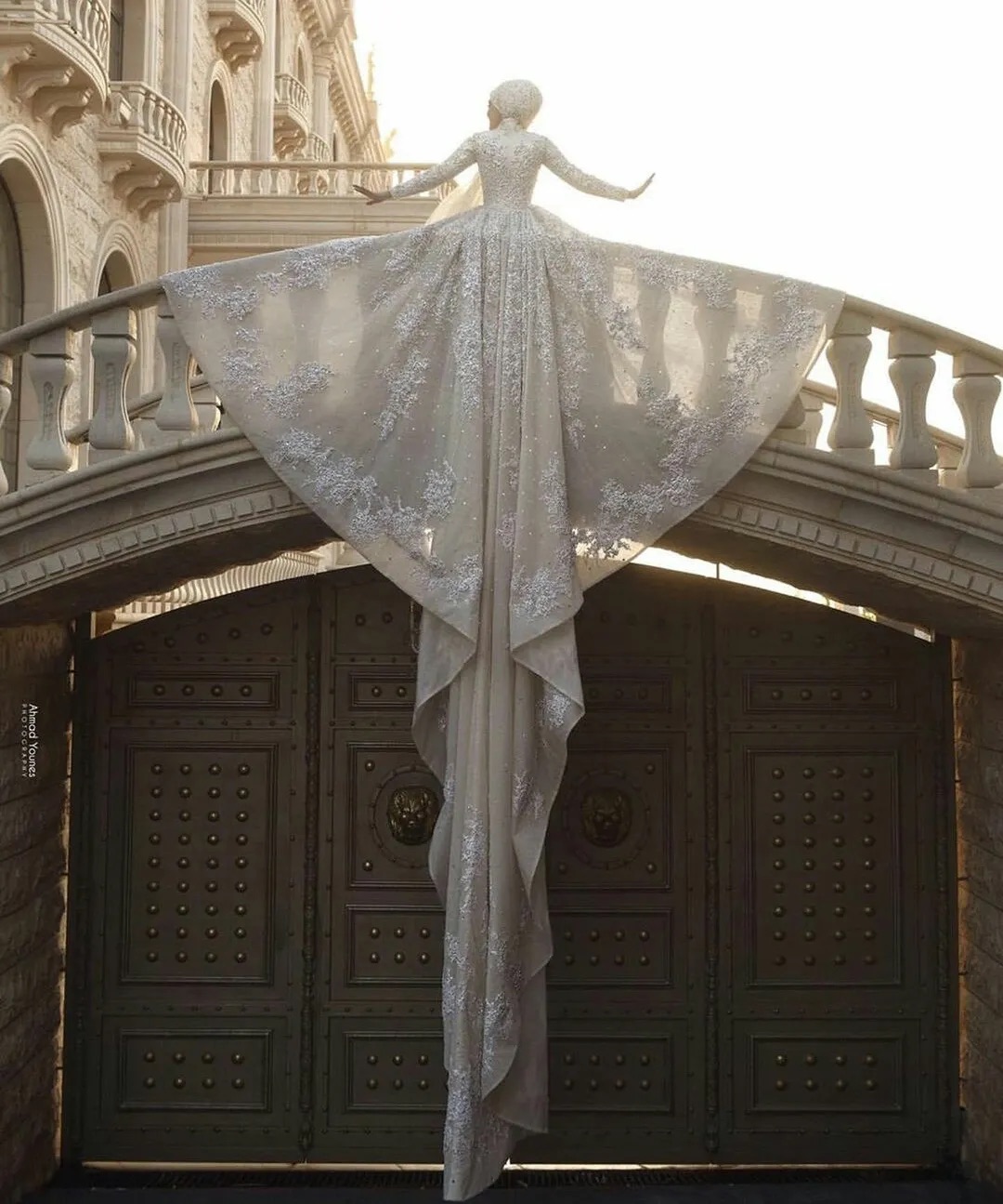 Crystal Muslim Wedding Dresses With Hijab Plus Size Lace Bridal Gowns Long Sleeves High Neck Sweep Train Middle East Vestido De Novia 0616