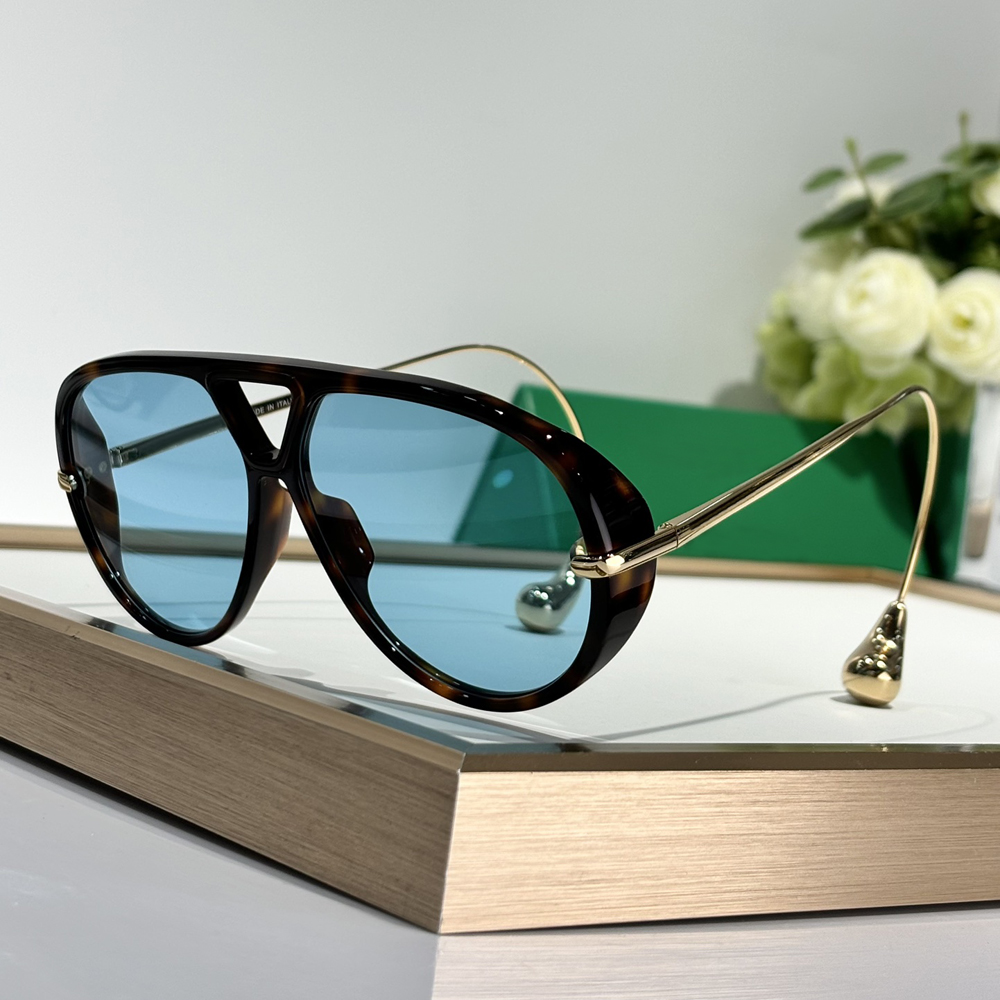 Oversized Sunglasses Gold Havana/Blue Lens Women Men Stylish Glasses Summer Sunglasses UV400 Eye Protection with Case