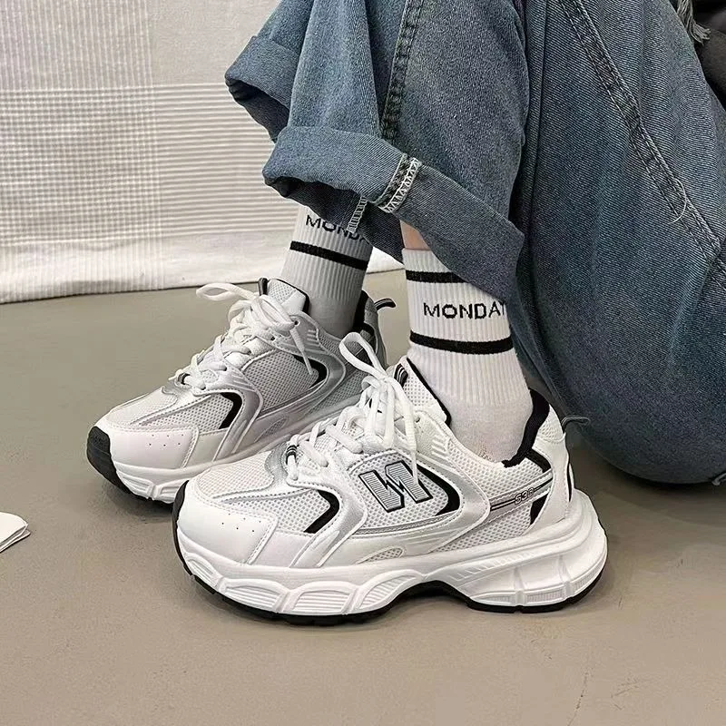 Spring and Autumn Ins Style Casual Lace-up Thick-soled Sports Shoes 2024new Letter Brand Design Breathable Mesh Skateboard Shoes