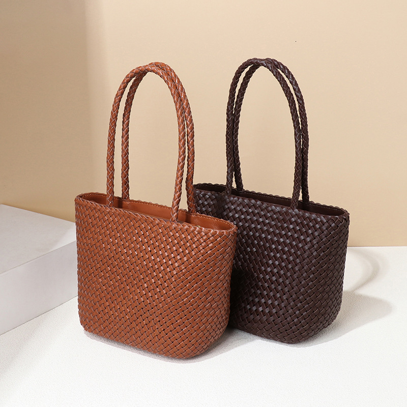 New Handmade Woven Women's Of Genuine Tree Paste, Large Capacity Single Shoulder Handheld Bucket Bag Designer Bags Handbags Women