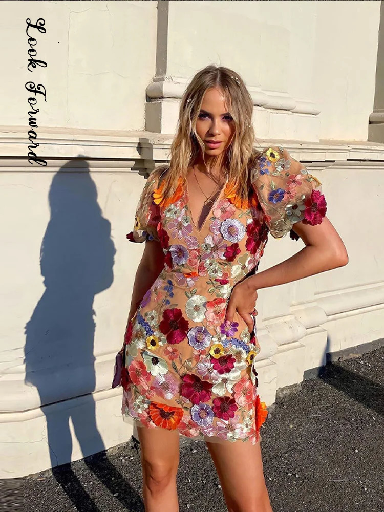 Flower Embroidery Vneck Elegant Dress Women Puff Sleeve High Waist Sexy Short Dresses Female Spring Summer Lady Vestidos 240419