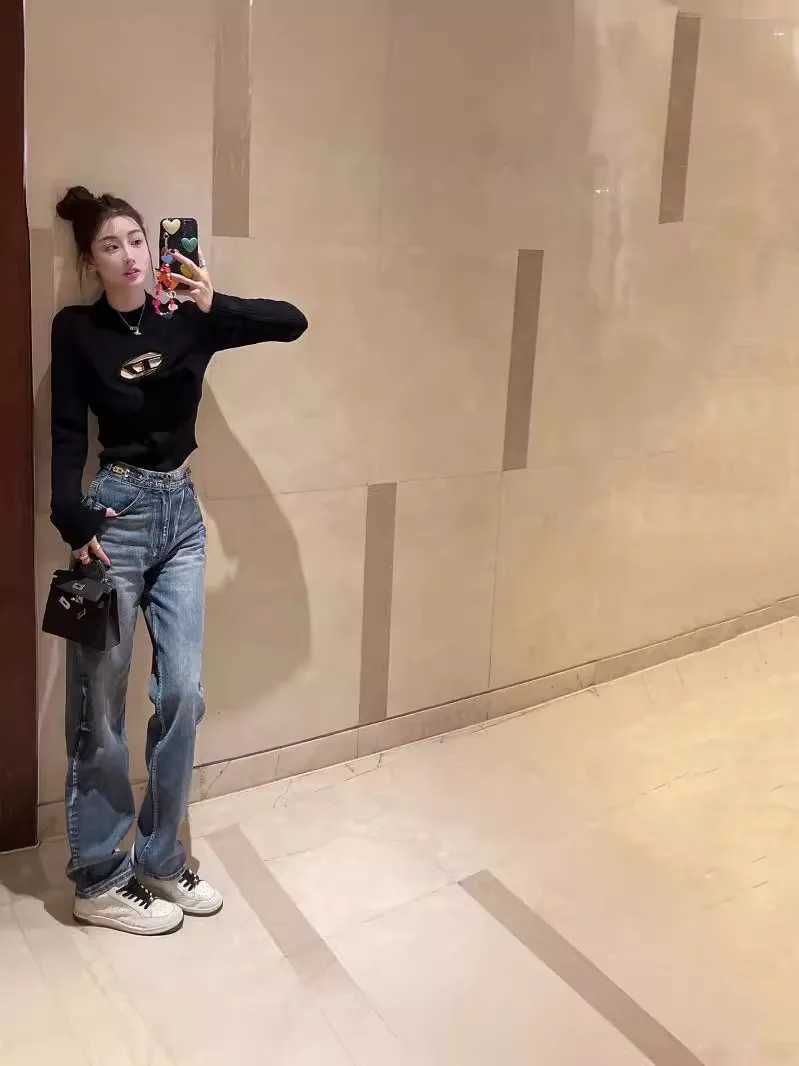 Women's Jeans 2024 new CE Triumph Gate pants chain high waist slim wide leg straight leg jeans womenS2411202