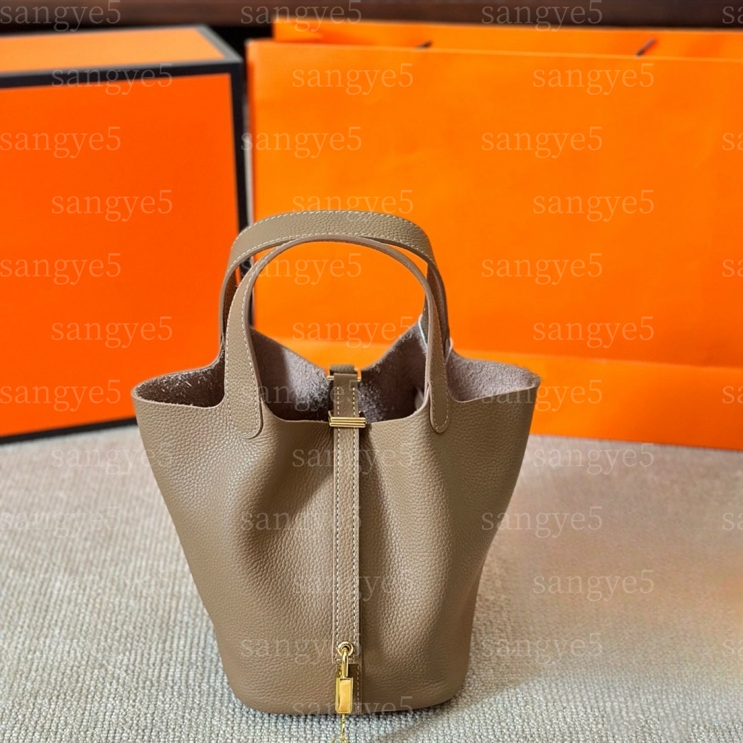 Designer Fashion Women luxury Totes Shoulder bags Classic Bag With Stamped Lock Lady Soft Cowhide Genuine leather Handbag hardware