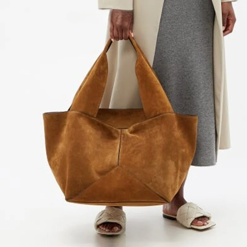 New Suede Bucket Women's Shoulder Shoppers Large Capacity Handbag Fashion Casual Versatile Crossbody Bag For Women Genuine Leather