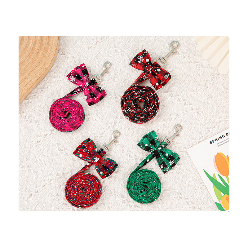 PET2024 New Christmas Element pet leash I-beam dog leash chest and back pet cat chain factory sale