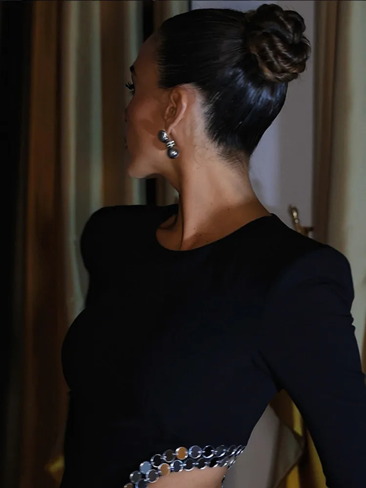 Fashion Round Neck Sequin Shoulder Pad Black Long Dress Sexy High Slit Hollow Out Womens Dresses Evening Party Prom Robes w241126