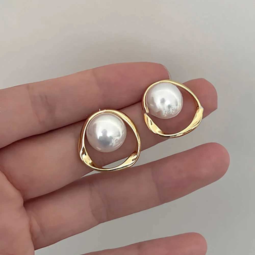Korea New Fashion Gold Silver Color Cross Pearl stud Earrings for Women Elegant Cute Pearl Earrings Brincos JewelryX241119