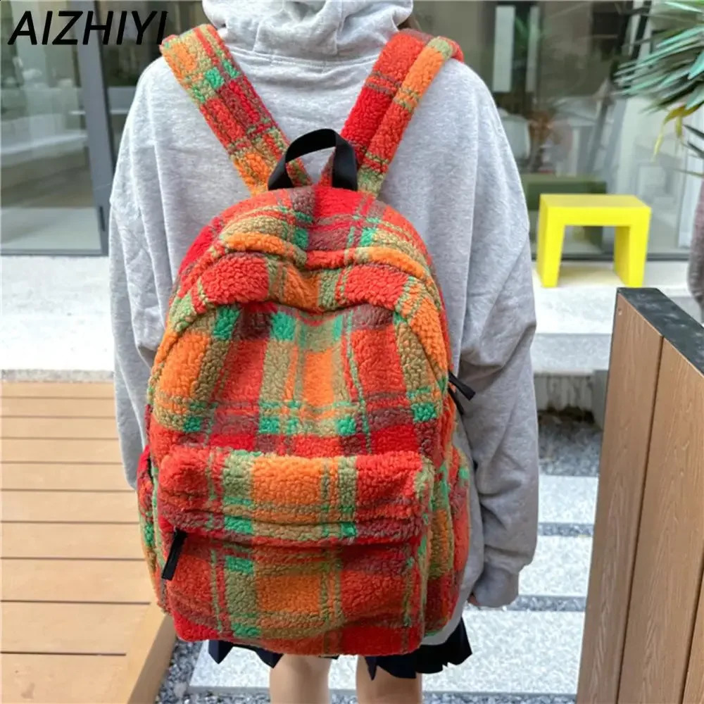 Women Backpack Winter Fashion Plush School Backpack for Cute Fluffy Book Bag Furry Faux Fur Student Schoolbag Mochila 241220