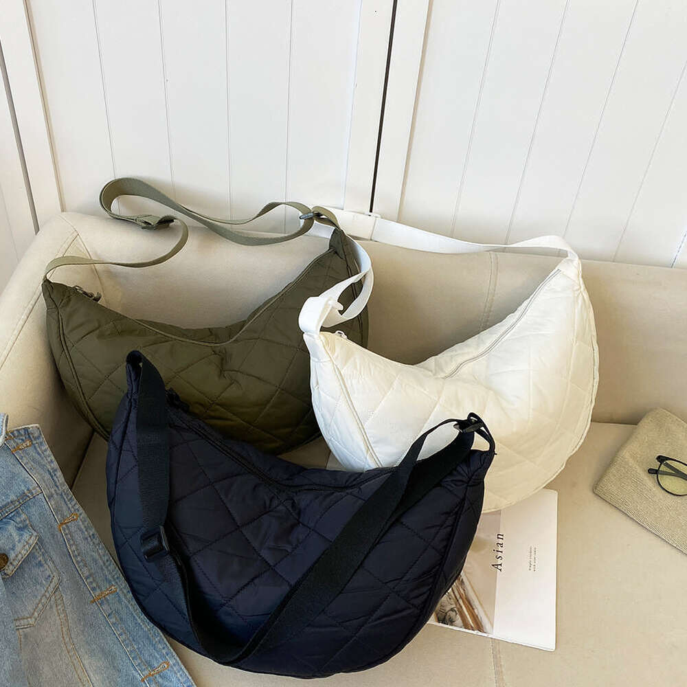 Shoulder for Women Men Quilted Padded Crescent Nylon Adjustable Strap Puffer Hobo Handbag with Zipper Dumpg Bag