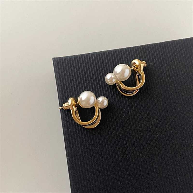 Korean New Light Luxury Stud Earrings For Women Fashion Double Imitation Pearl Sweet Cheap Earring Girl Jewelry For Woman GiftsX241119