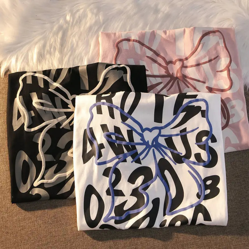 Butterfly Printed Woman Tshirts Cartoon Women Retro Oversized T-shirt Female Korean Harajuku Style Couple Loose Top 240419