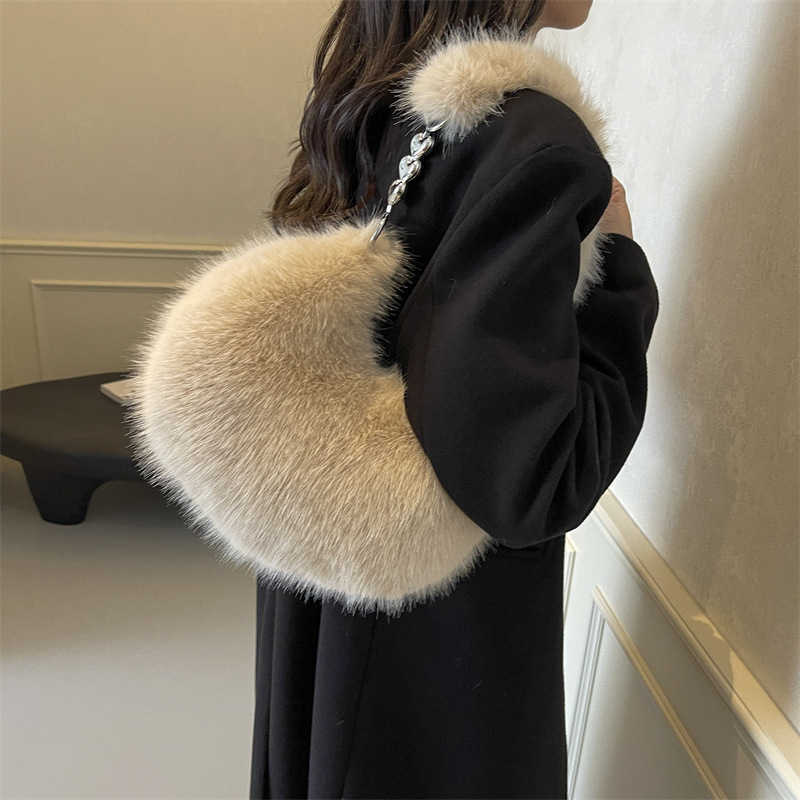 High end hairy bag for women 2024 new trendy and versatile handbag, plush armpit bag, single shoulder dumpling bag 241120